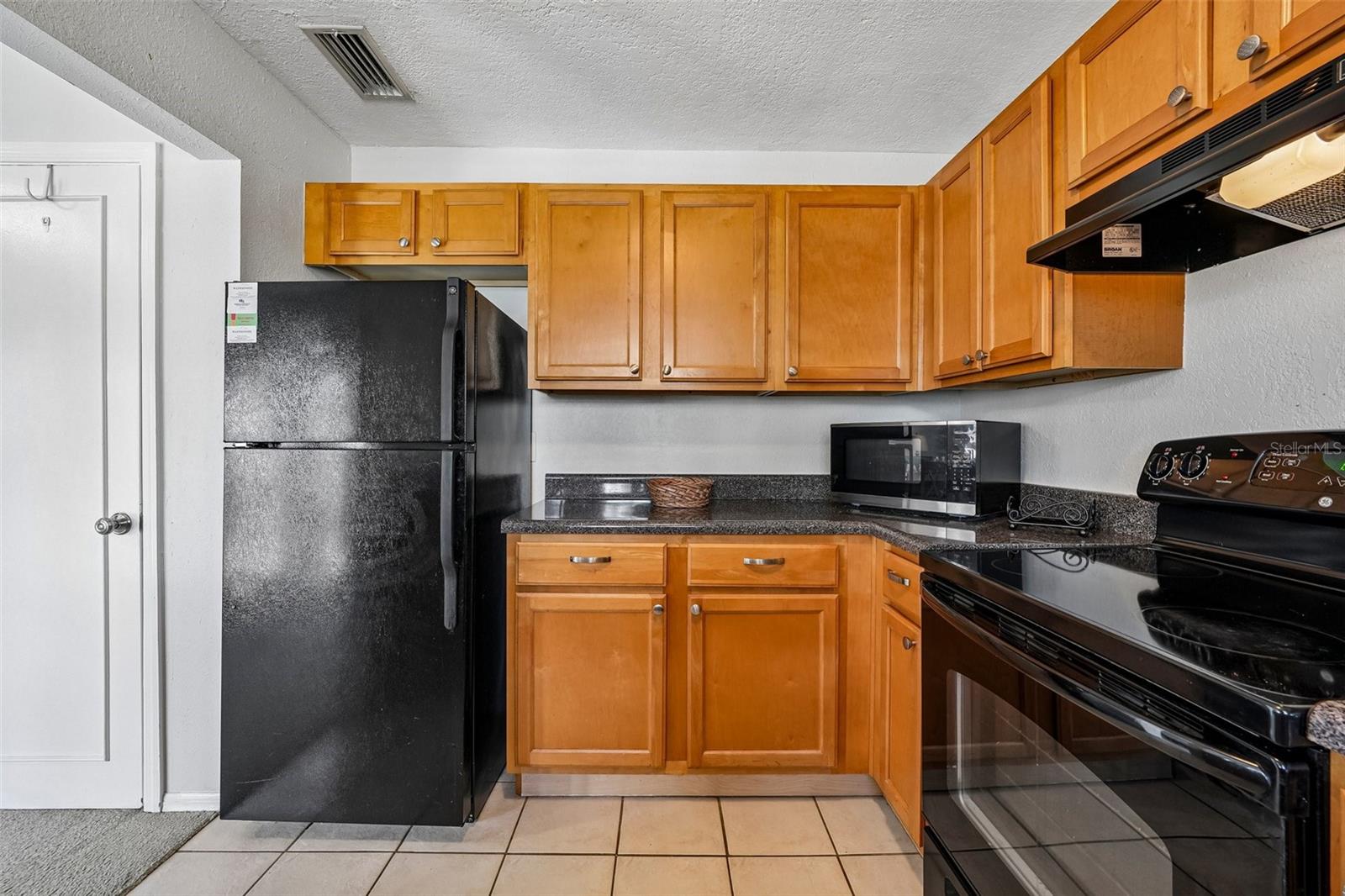 102 Pompano Dr Se #d Property Photo 29