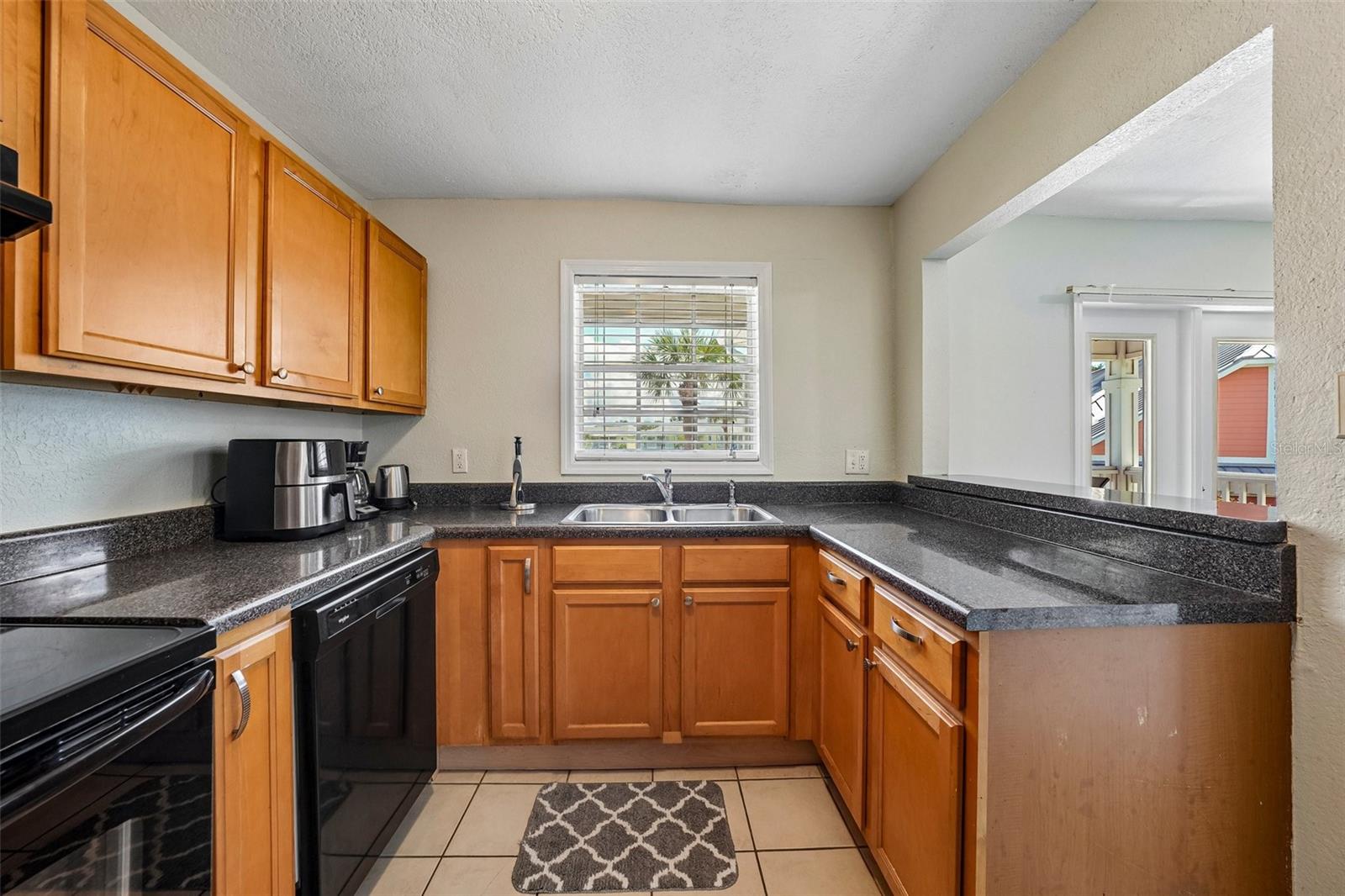 102 Pompano Dr Se #d Property Photo 30