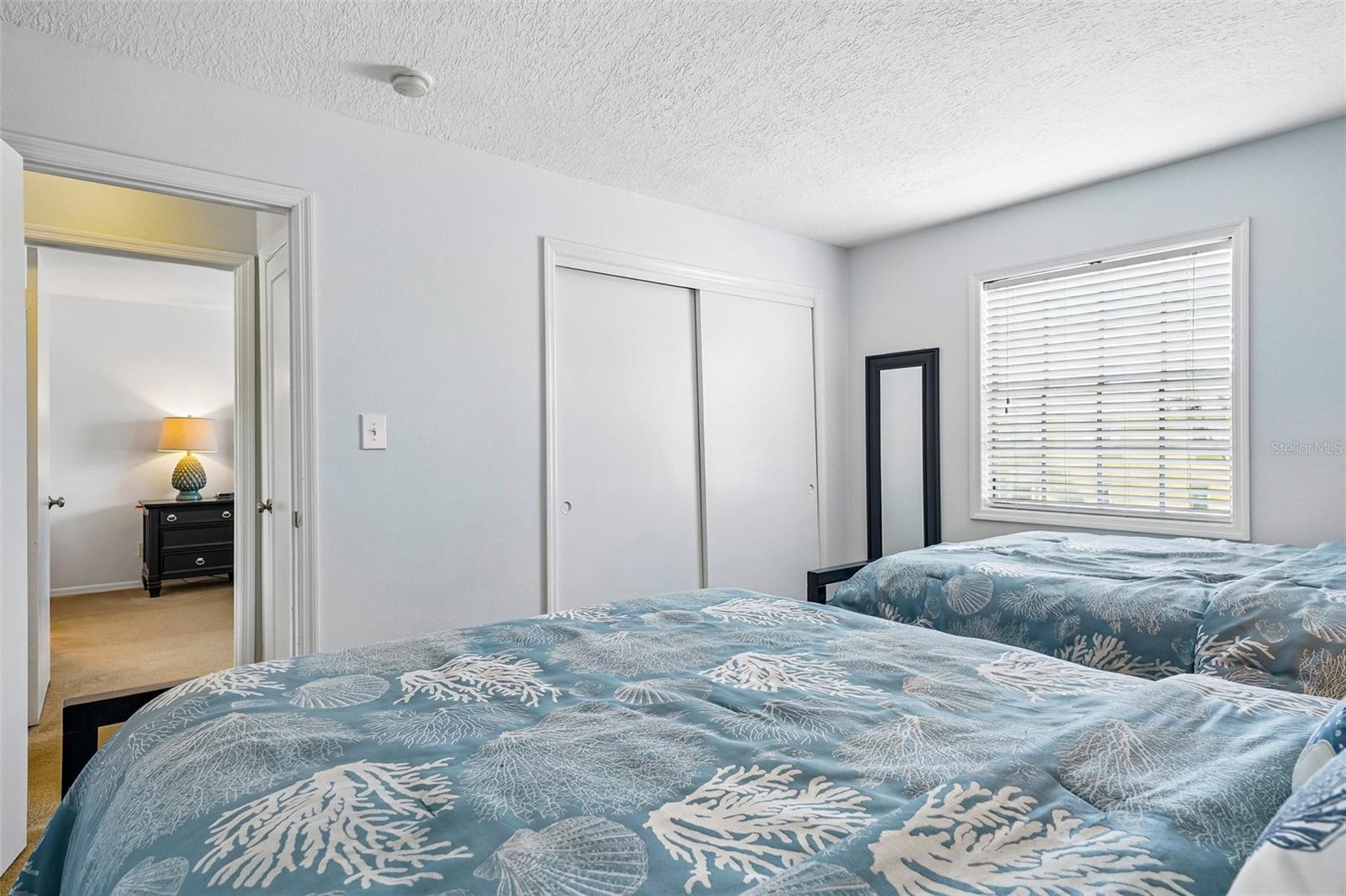 102 Pompano Dr Se #d Property Photo 33