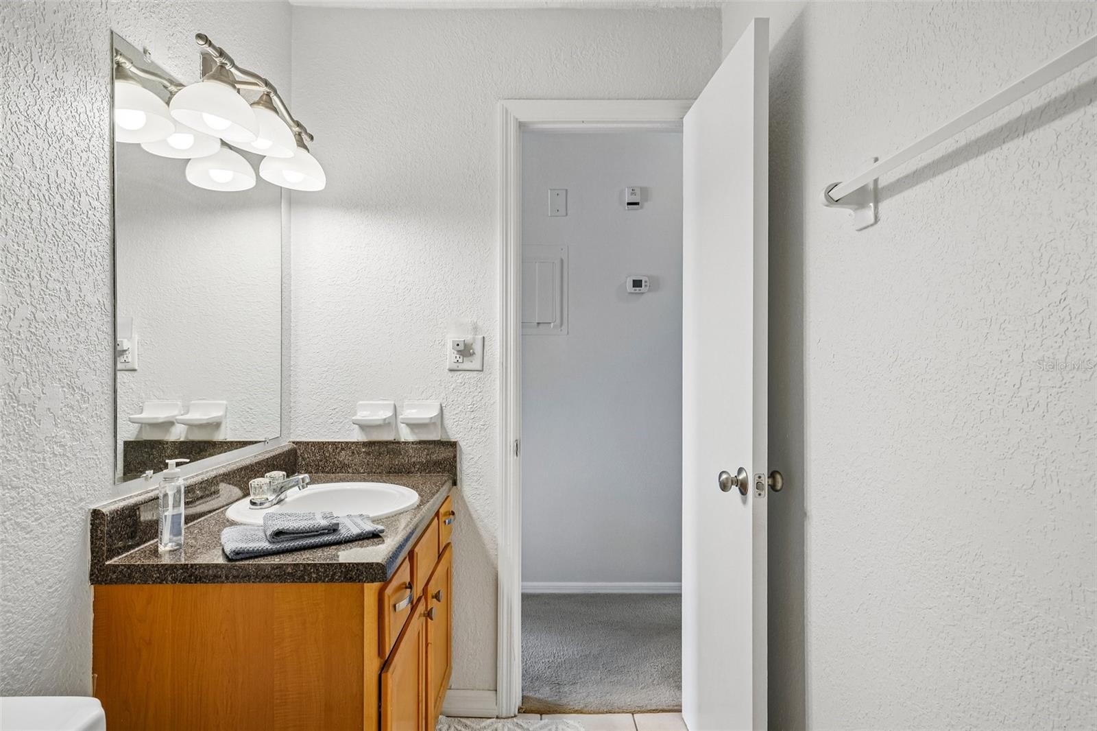 102 Pompano Dr Se #d Property Photo 42
