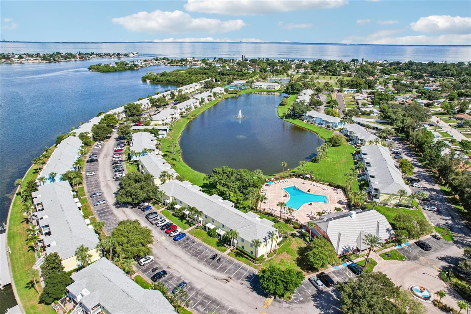102 Pompano Dr Se #d Property Photo 48