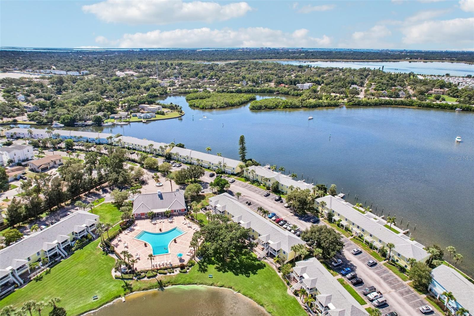 102 Pompano Dr Se #d Property Photo 61