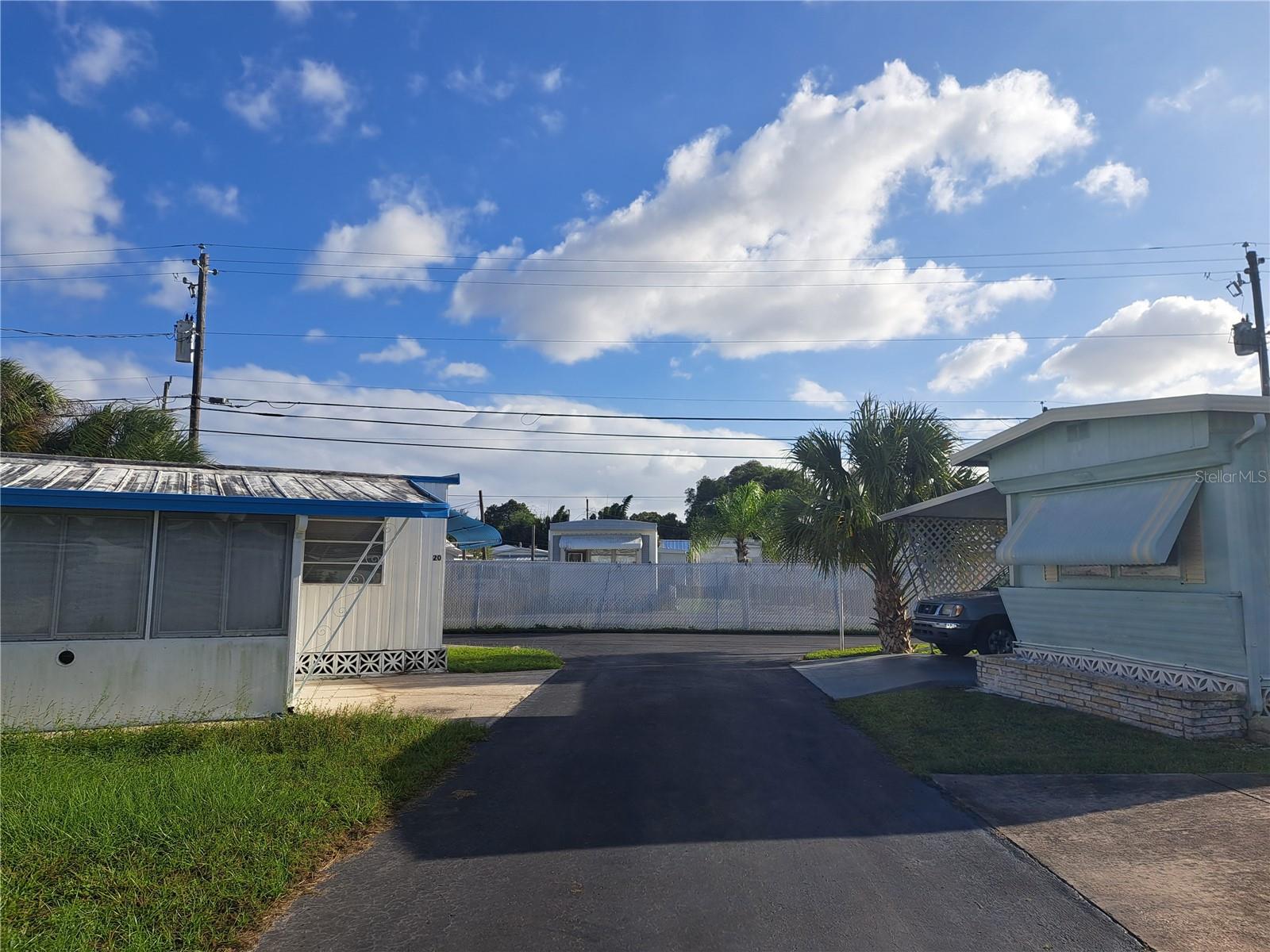 3701 14 St W #lot #17 Property Photo 14