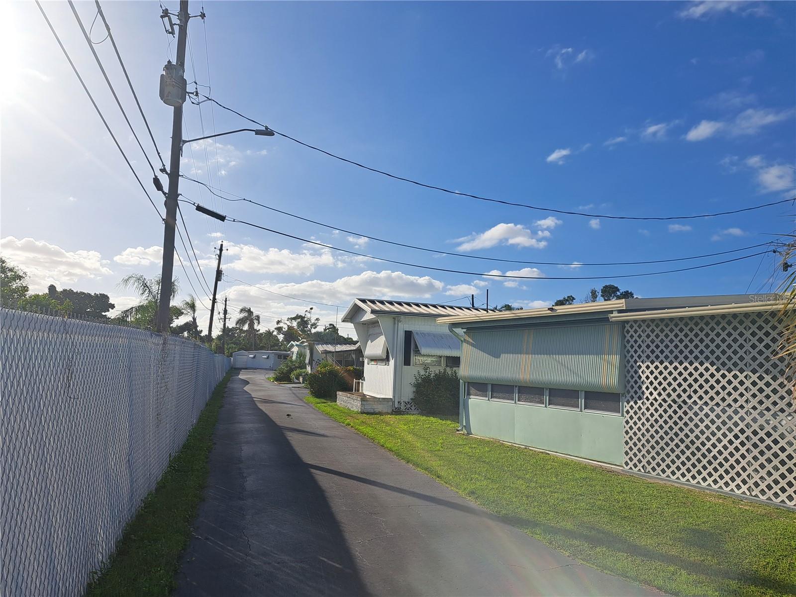 3701 14 St W #lot #17 Property Photo 15