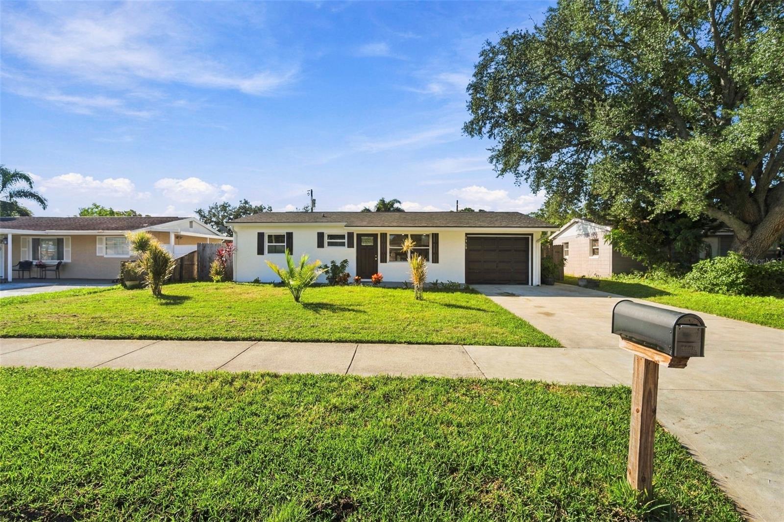 6968 80TH AVE N Property Photo 1
