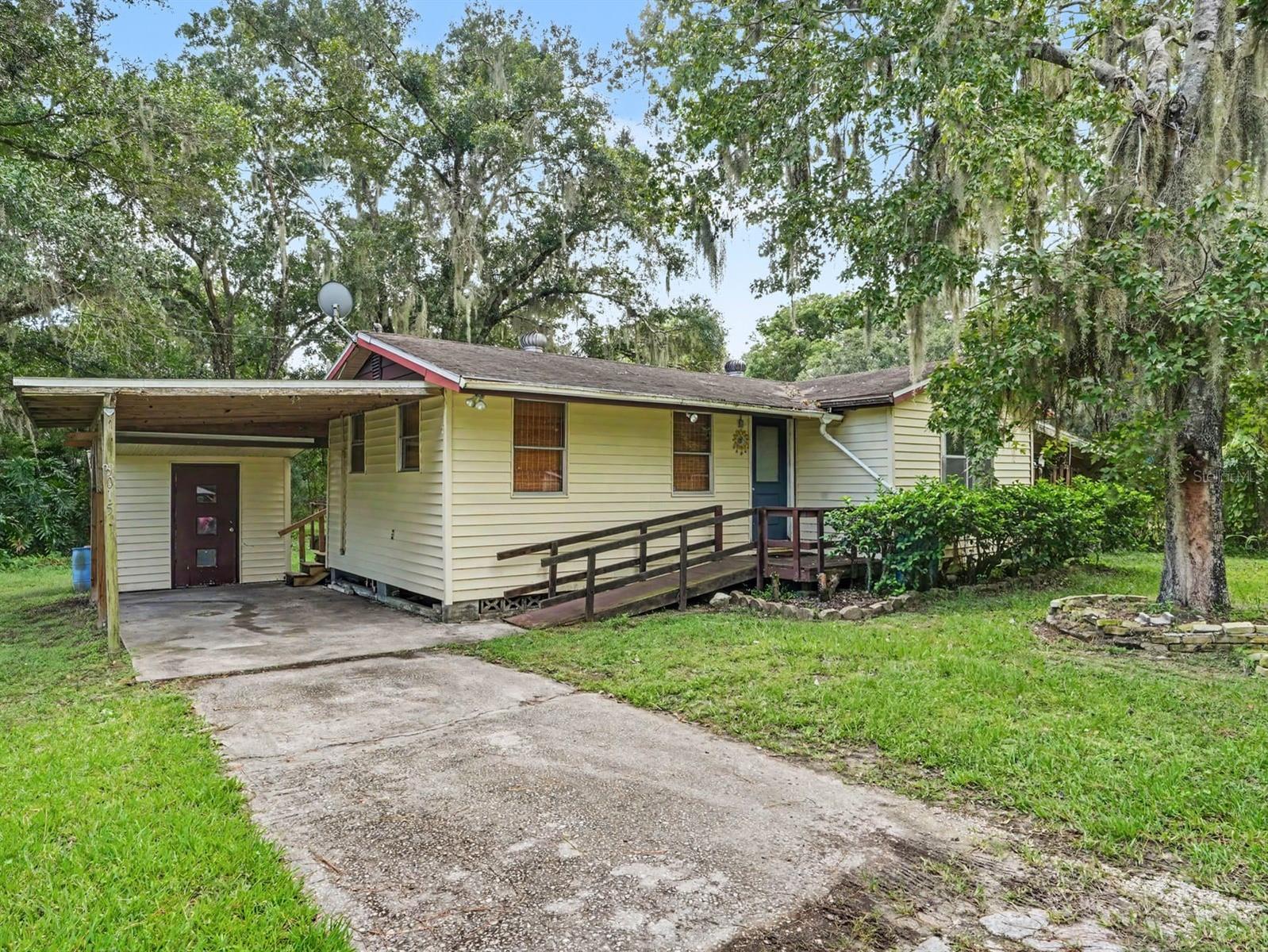 3015 Strawberry Ln Property Photo 1