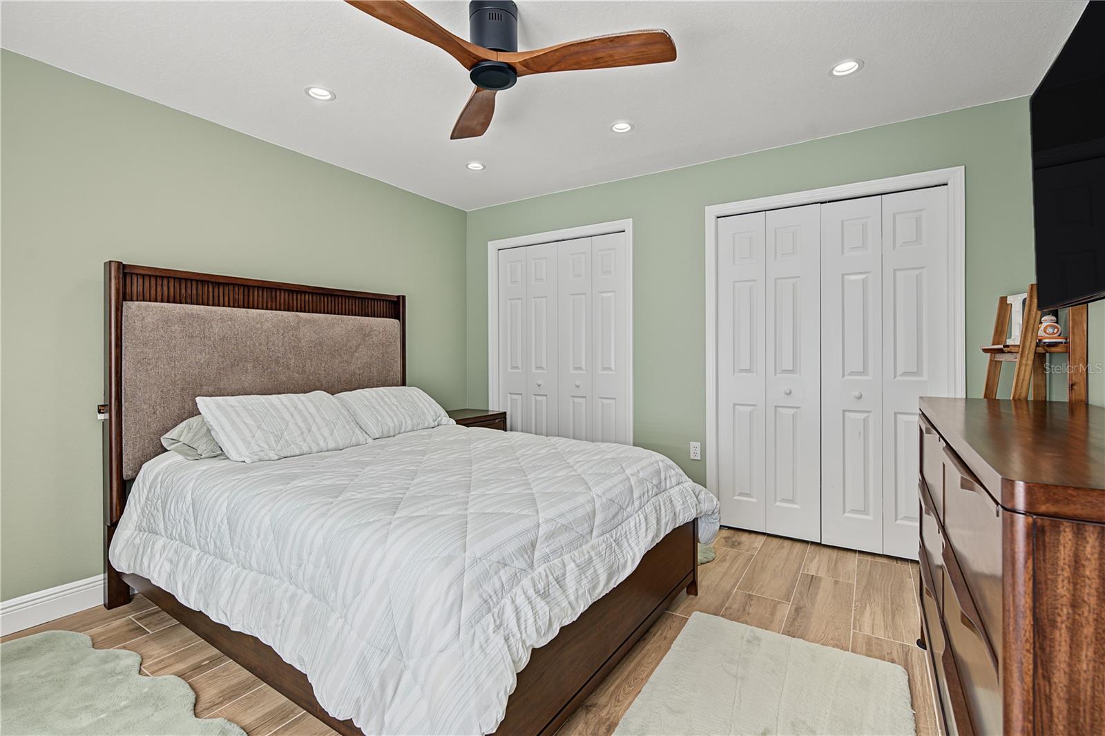 5644 Glencrest Blvd Property Photo 42