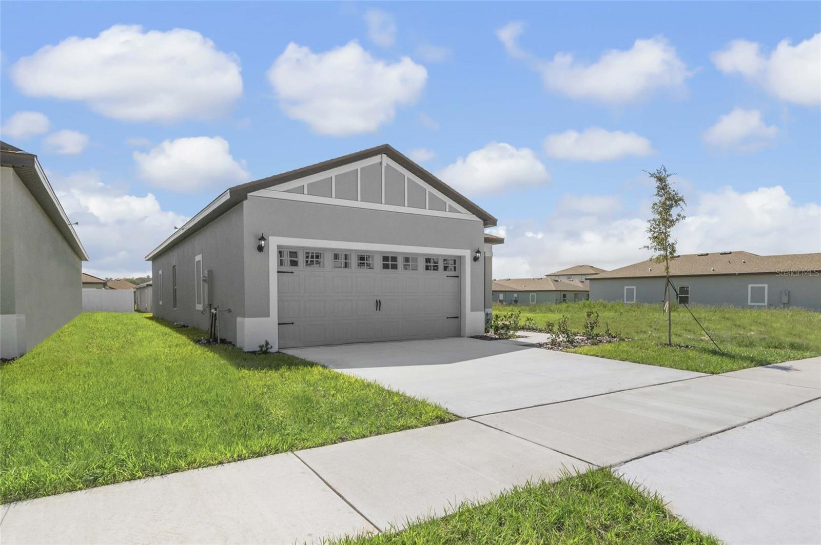3605 AMANATSU AVE Property Photo 1