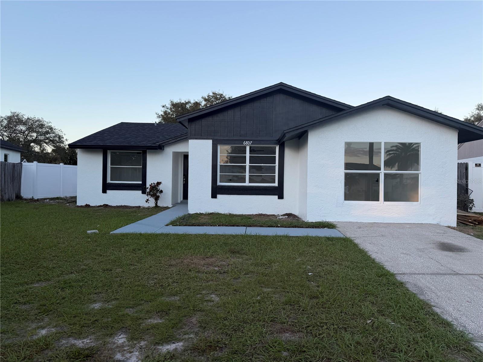 6807 WHITE CLIFFS WAY Property Photo 1