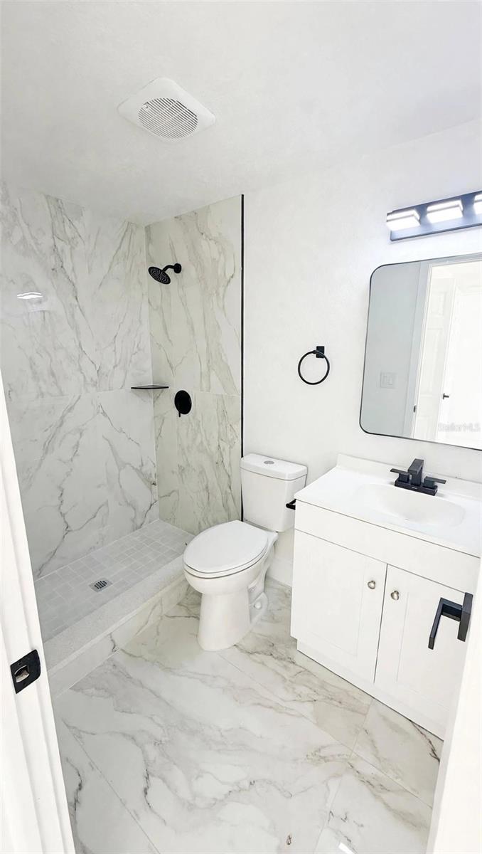 6807 White Cliffs Way Property Photo 14