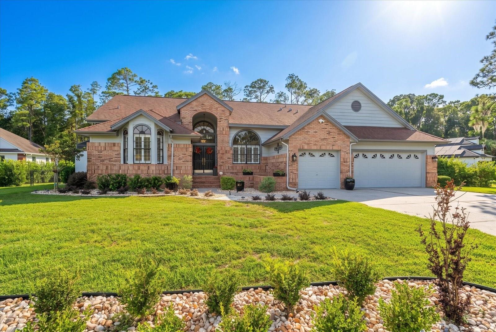 10706 Alico Pass Property Photo 2