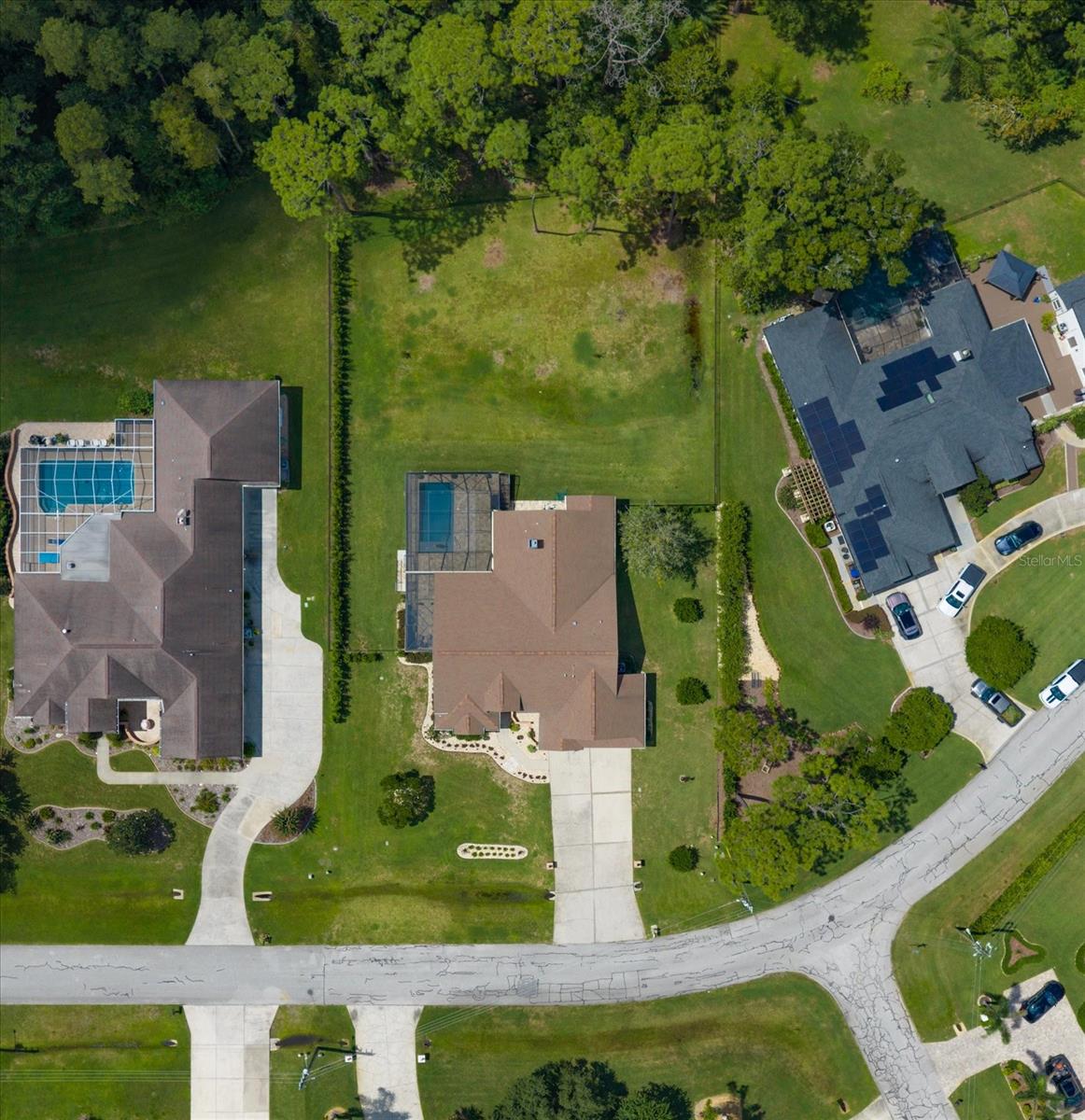 10706 Alico Pass Property Photo 7