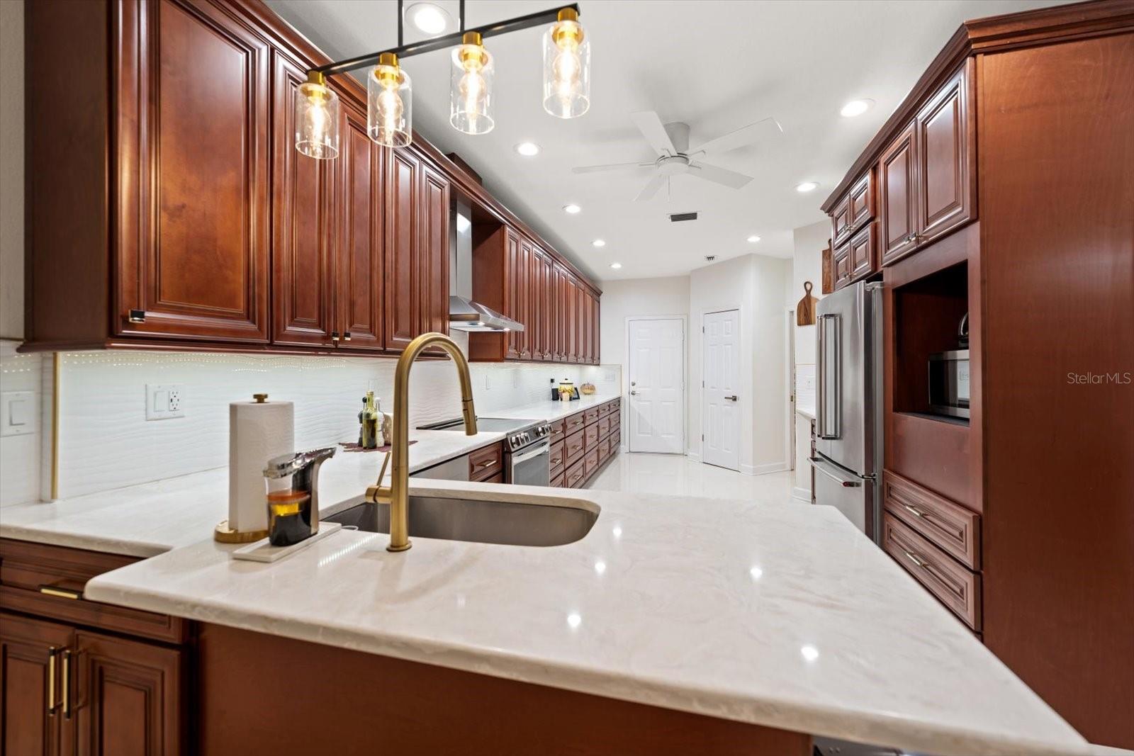 10706 Alico Pass Property Photo 18
