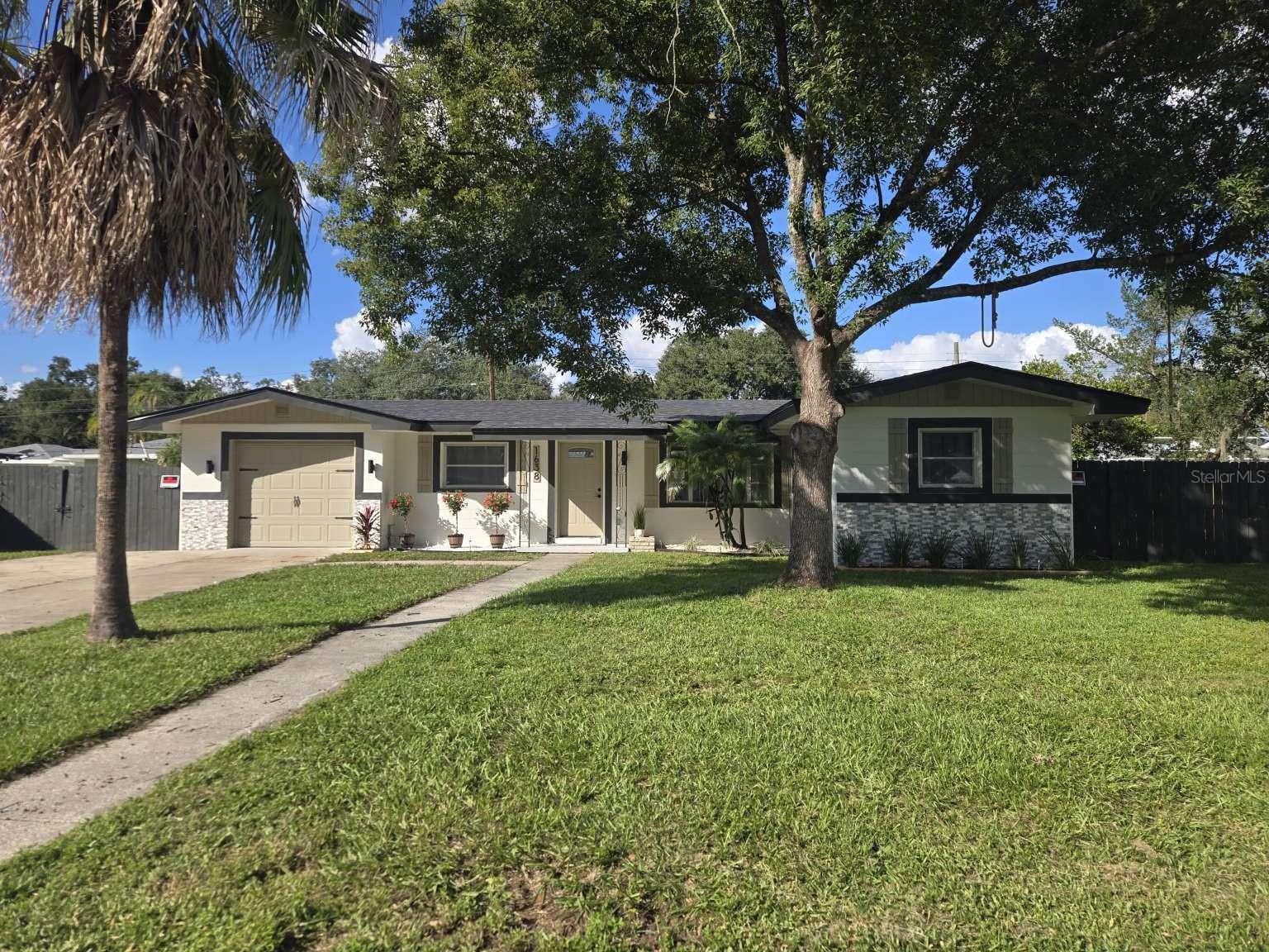1638 Pineberry St Property Photo
