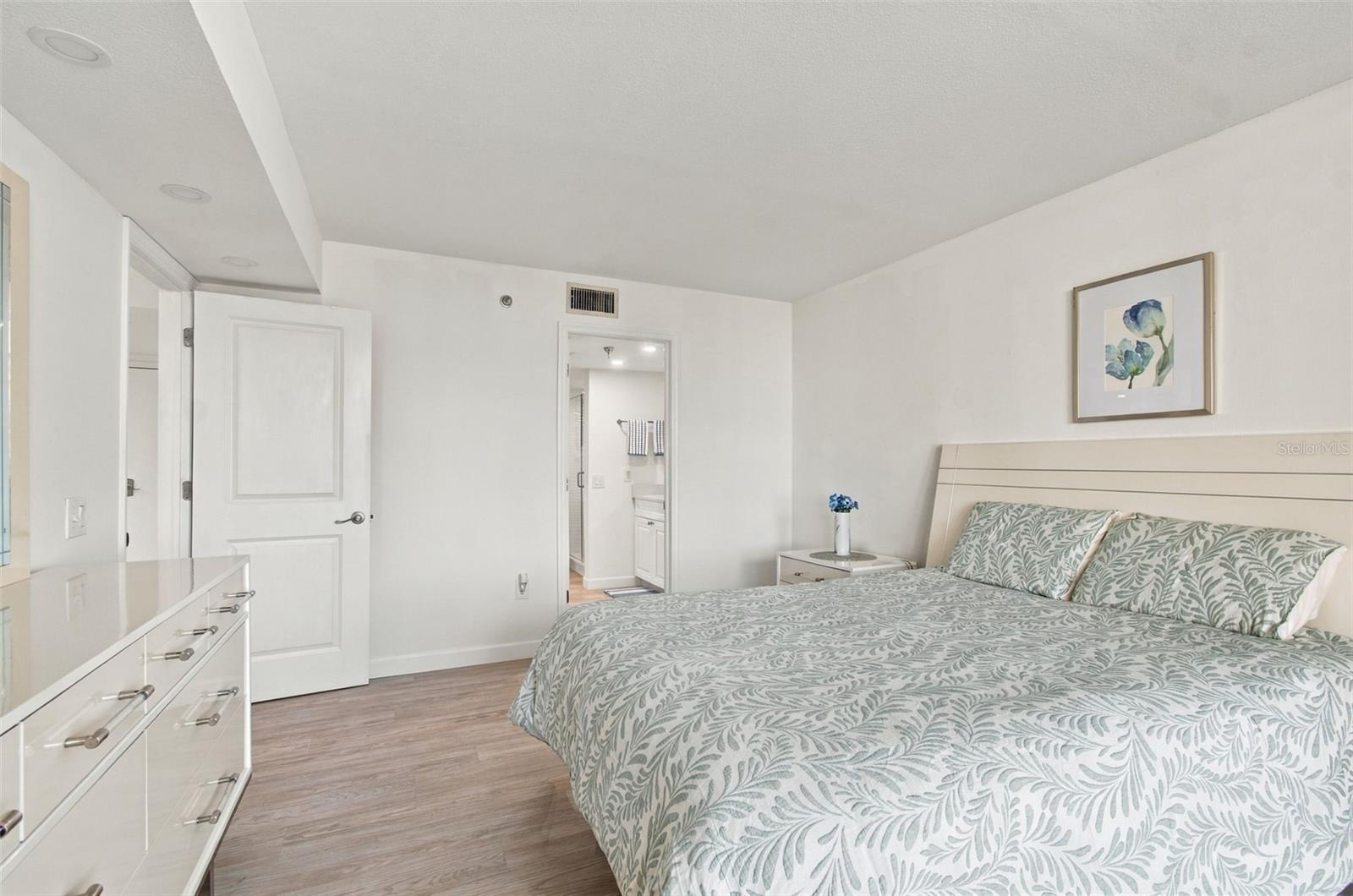 6009 Sea Ranch Dr #105 Property Photo 15