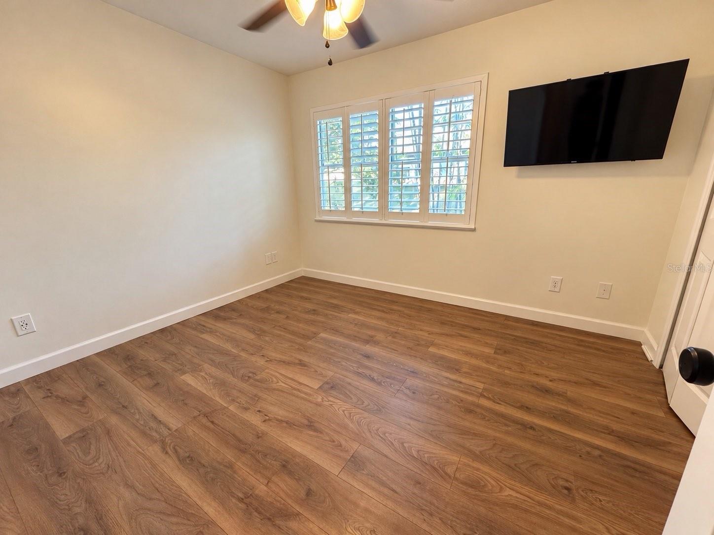 506 S Oregon Ave #c Property Photo 10