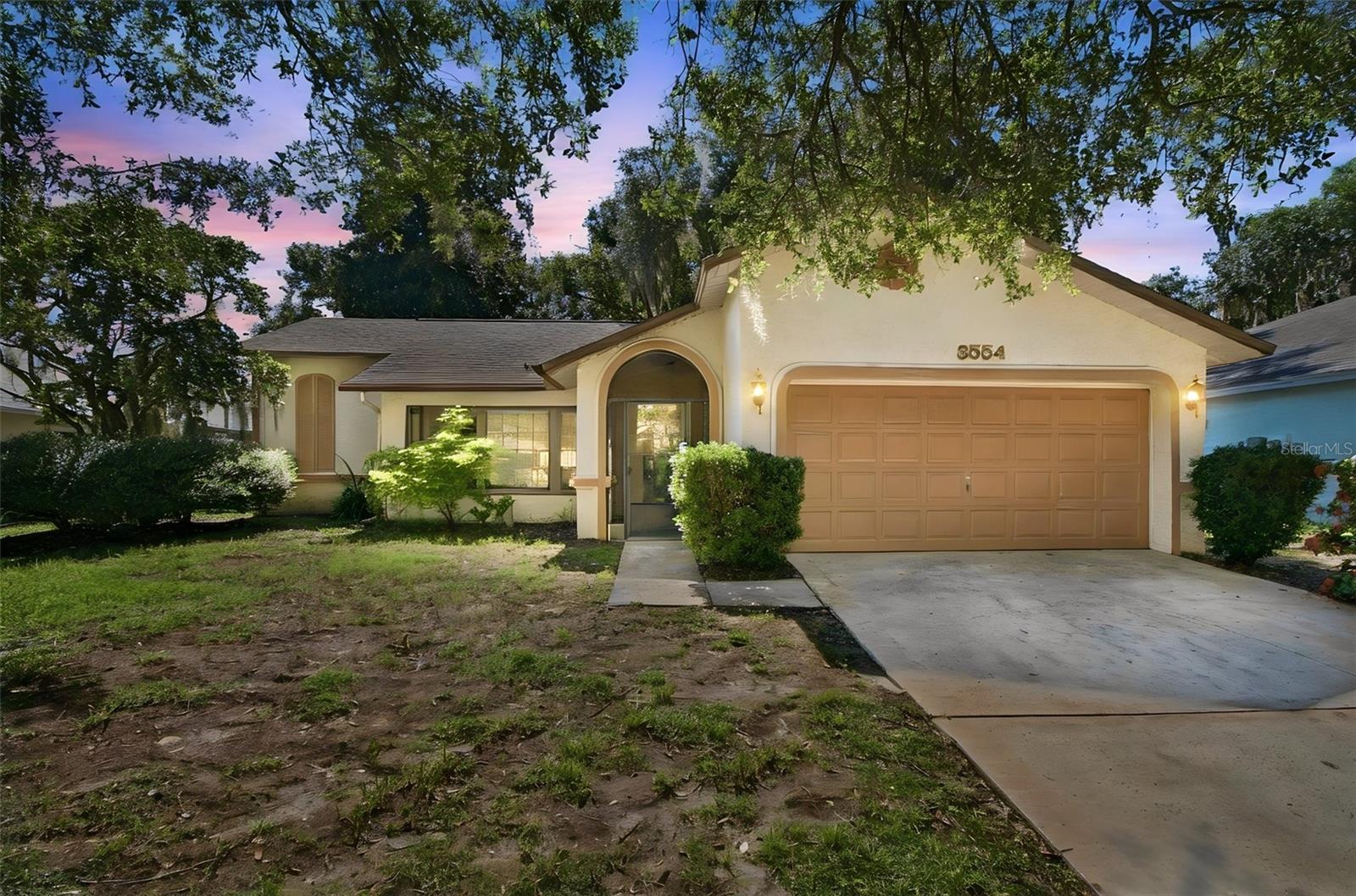 3554 Oak Lake Dr Property Photo 1