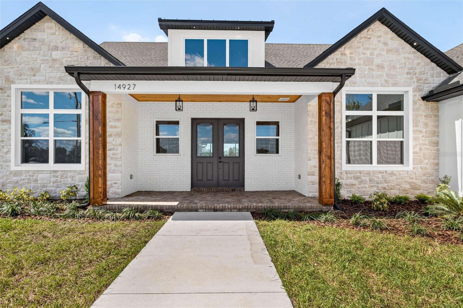 14927 Crimson Oaks Trail Property Photo 4