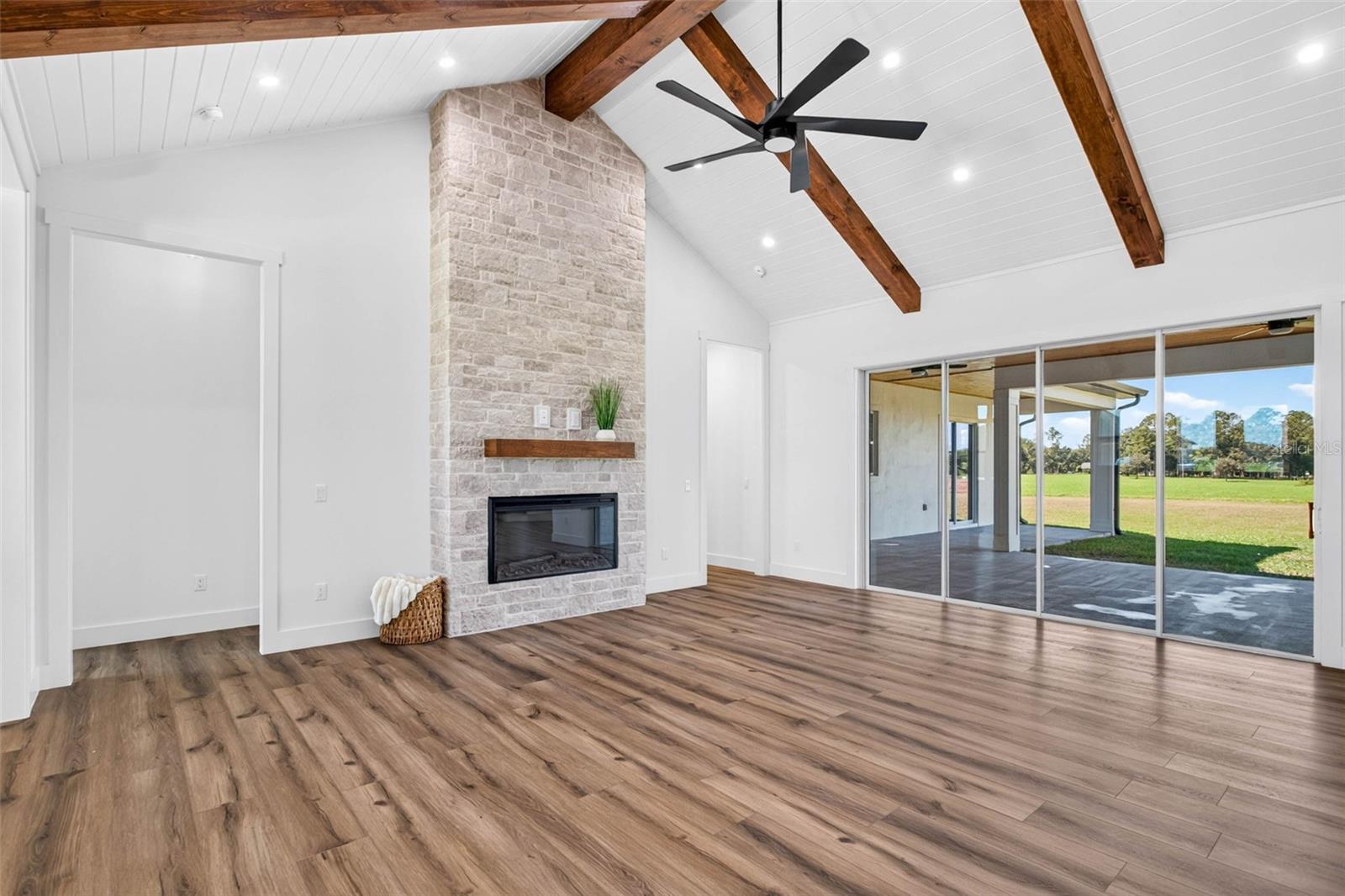 14927 Crimson Oaks Trail Property Photo 8