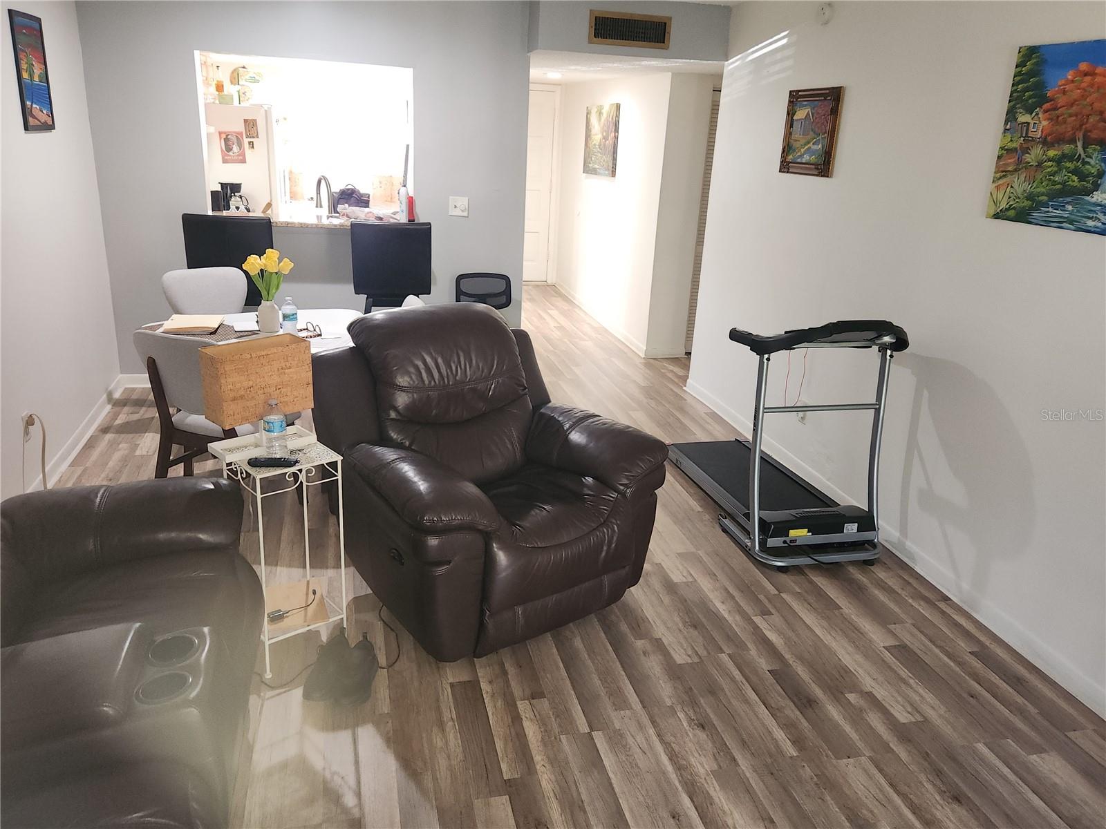 6308 Newtown Cir #b2 Property Photo 7