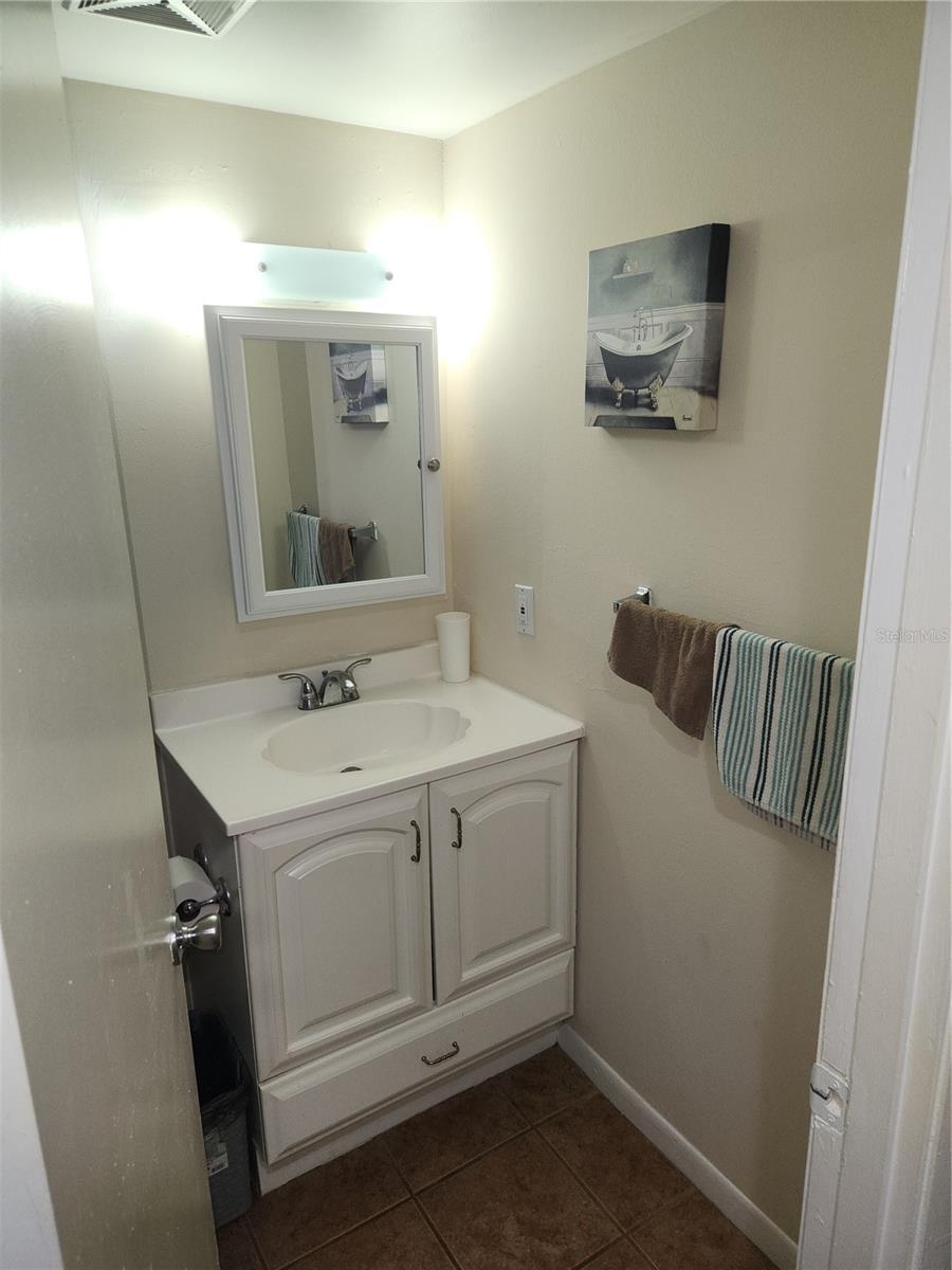6308 Newtown Cir #b2 Property Photo 25