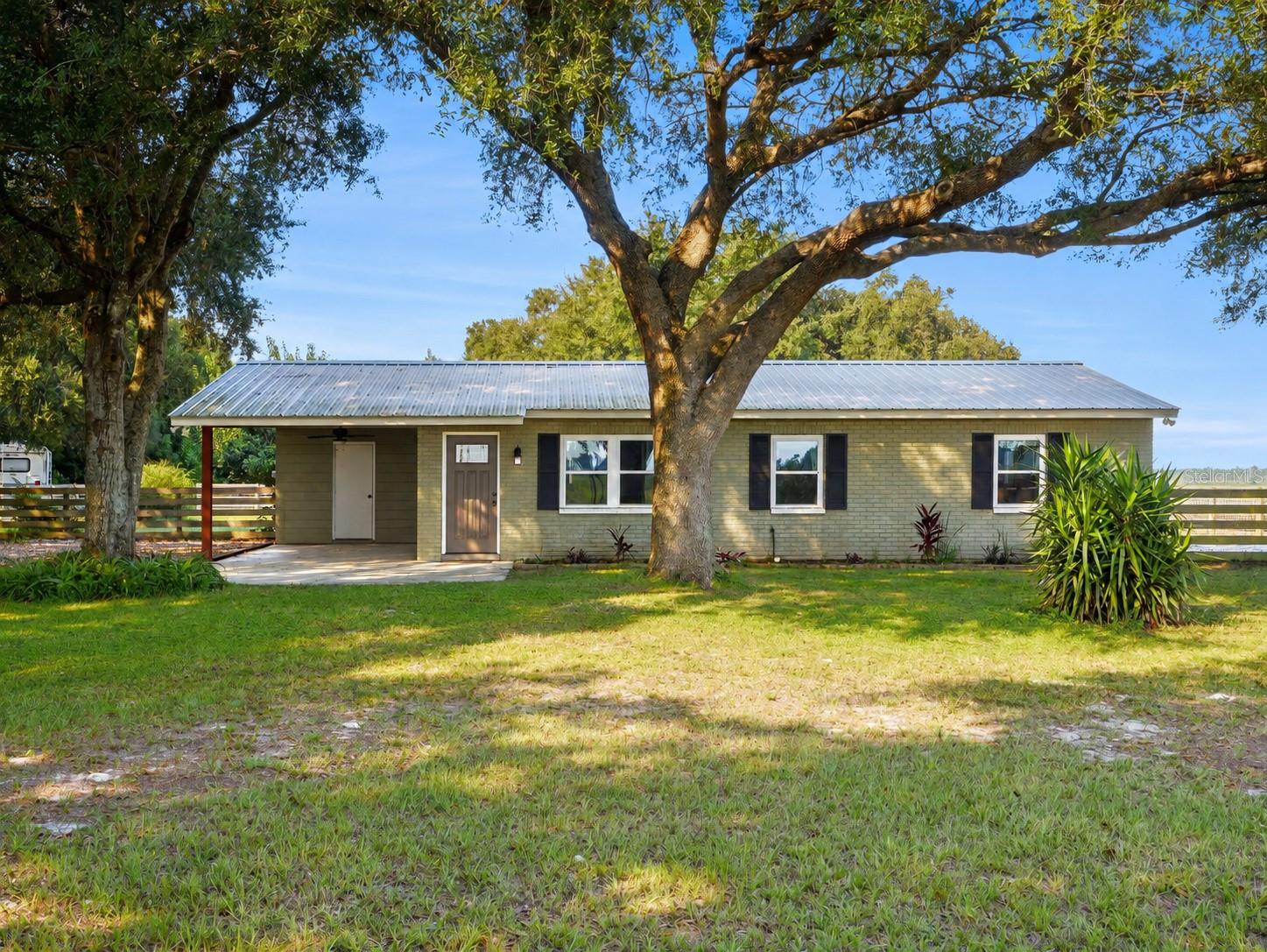 9585 Shreck Rd Property Photo 1