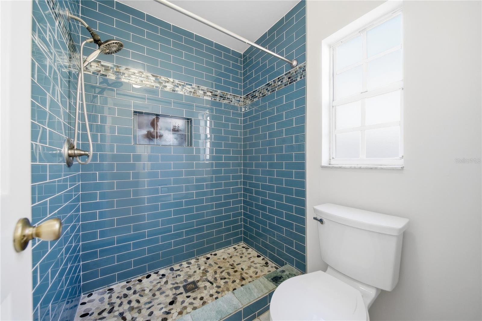9801 Creek Cross St Property Photo 16