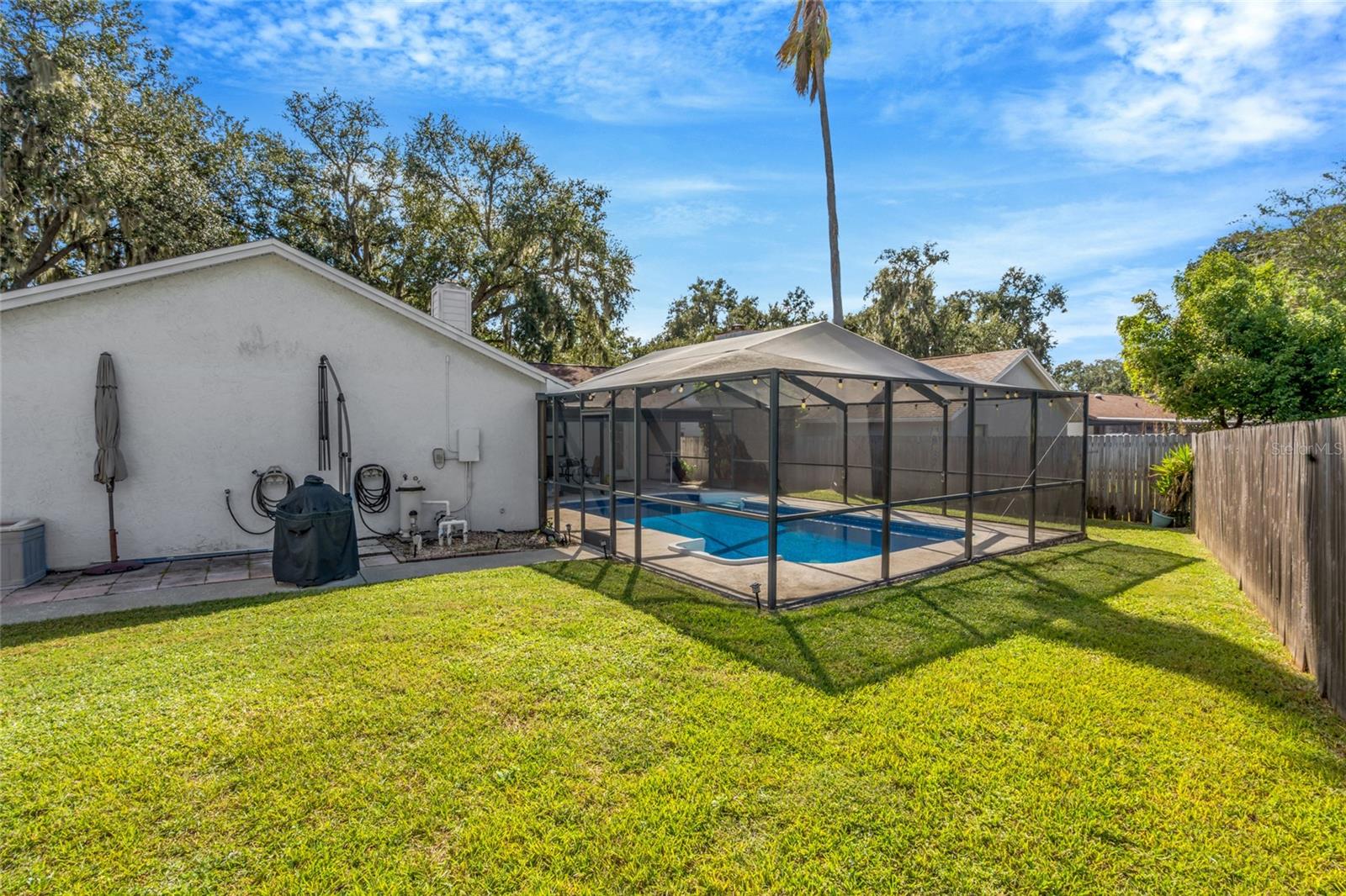 1908 Landside Dr Property Photo 49