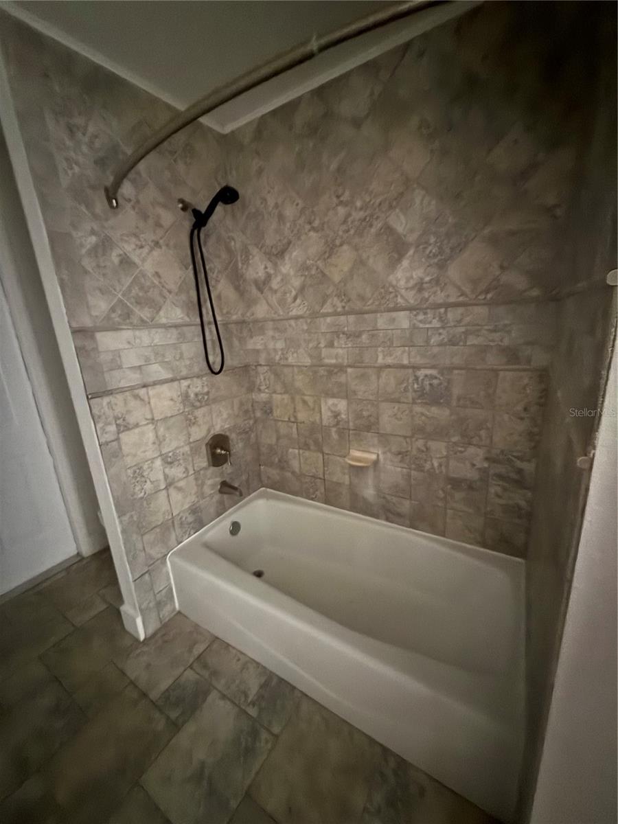 5734 Golden Owl Loop Property Photo 8