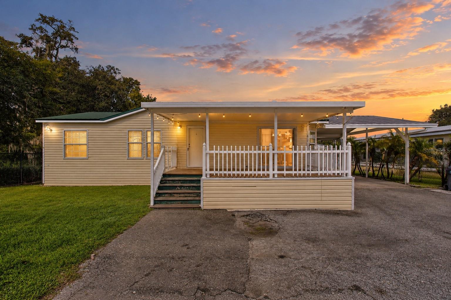 11614 Orange Grove Ter Property Photo 1