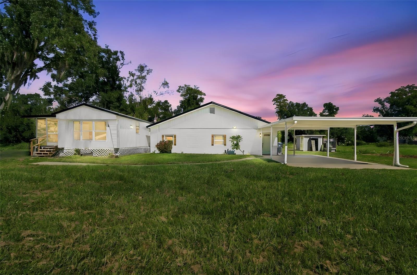 8719 S Meadowview Cir Property Photo