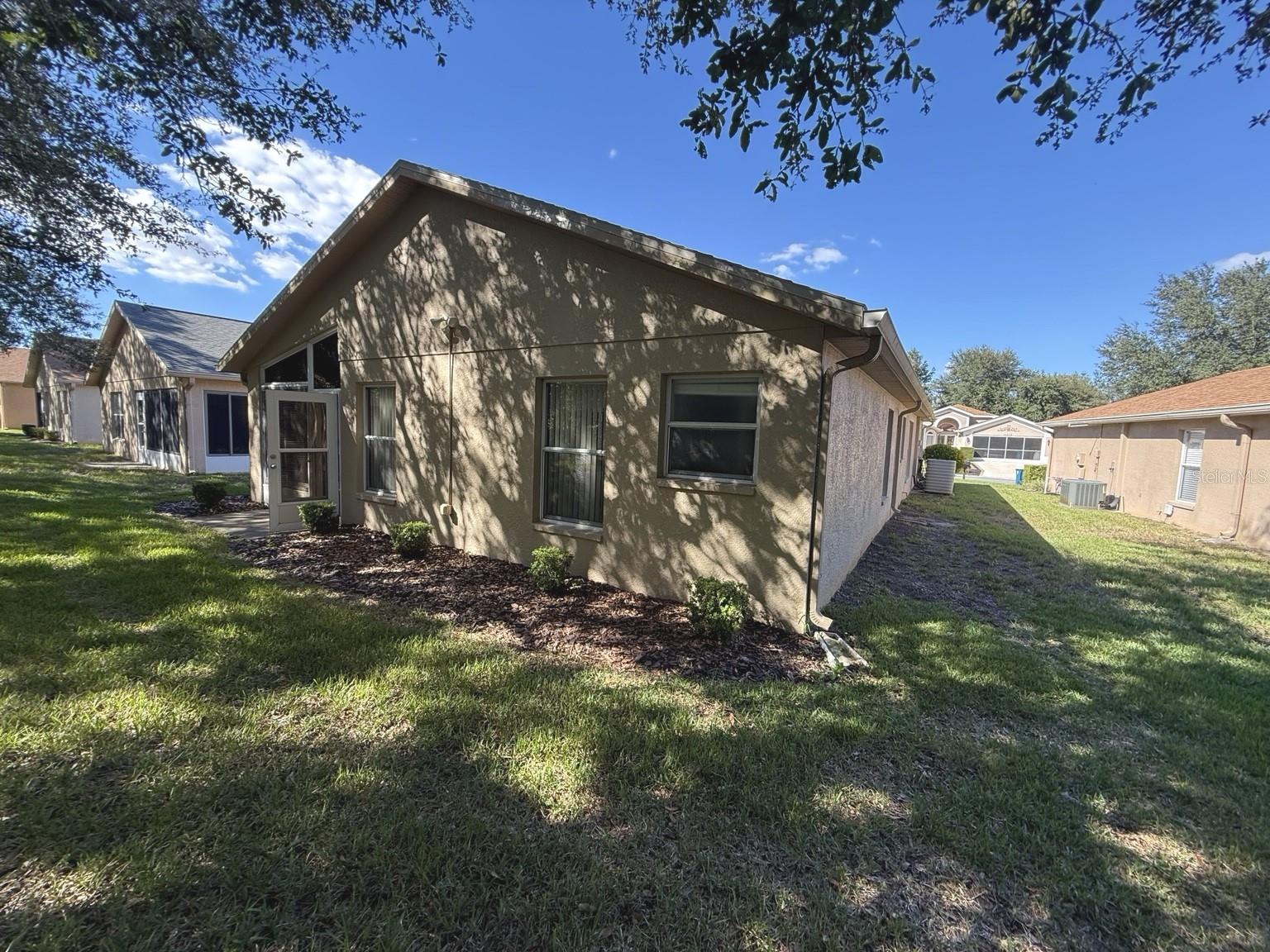 11210 Heathrow Ave Property Photo 4