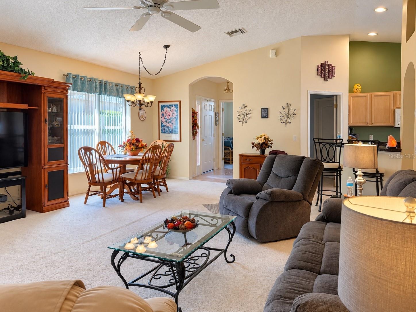 11210 Heathrow Ave Property Photo 7