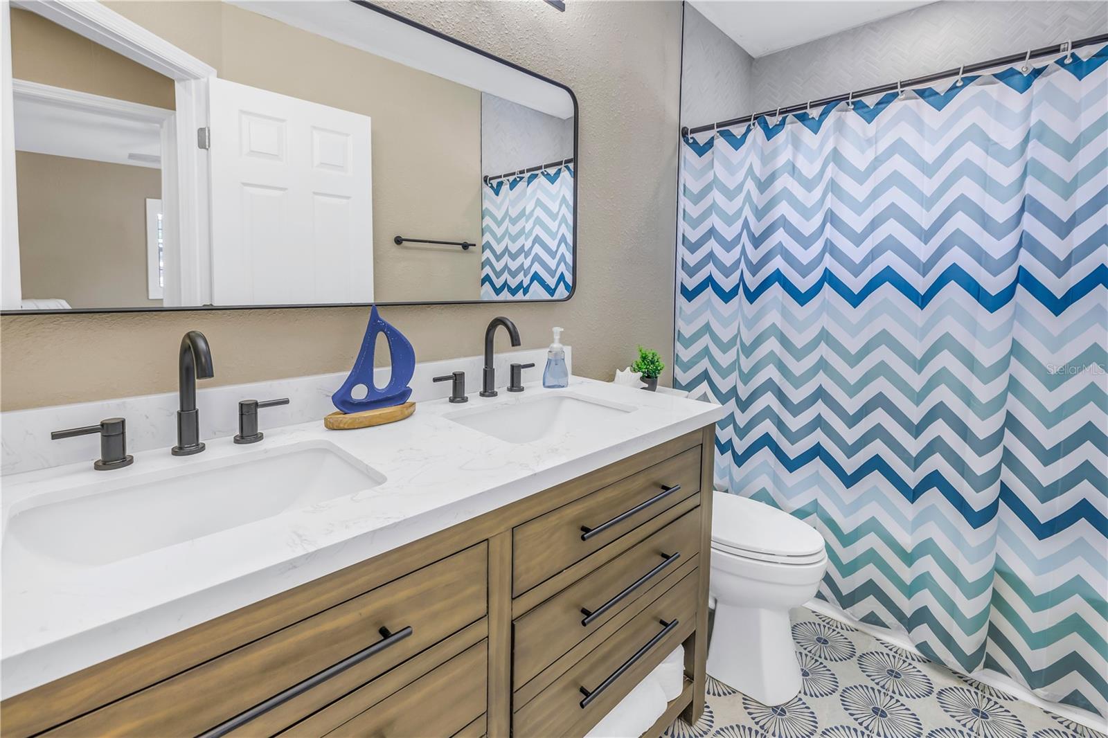 14066 Marguerite Dr Property Photo 16