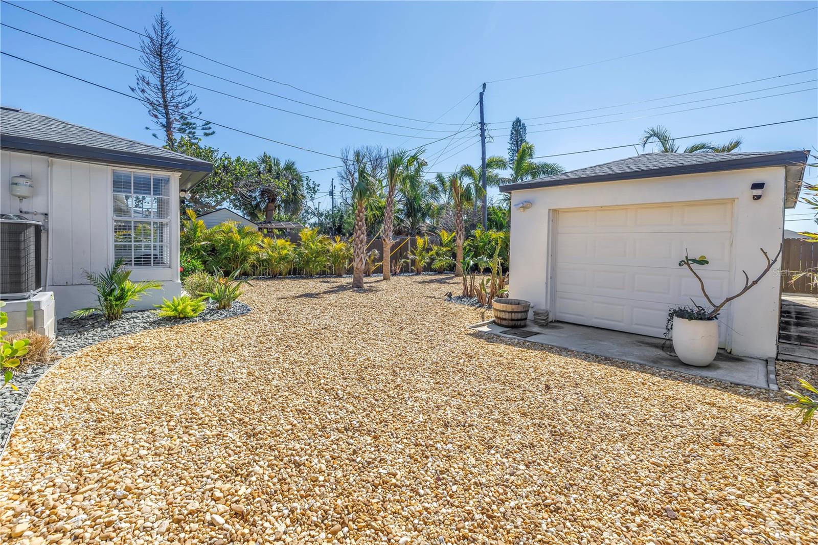 14066 Marguerite Dr Property Photo 23