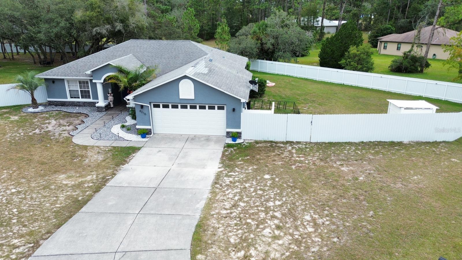 8210 Mackinaw Rd Property Photo