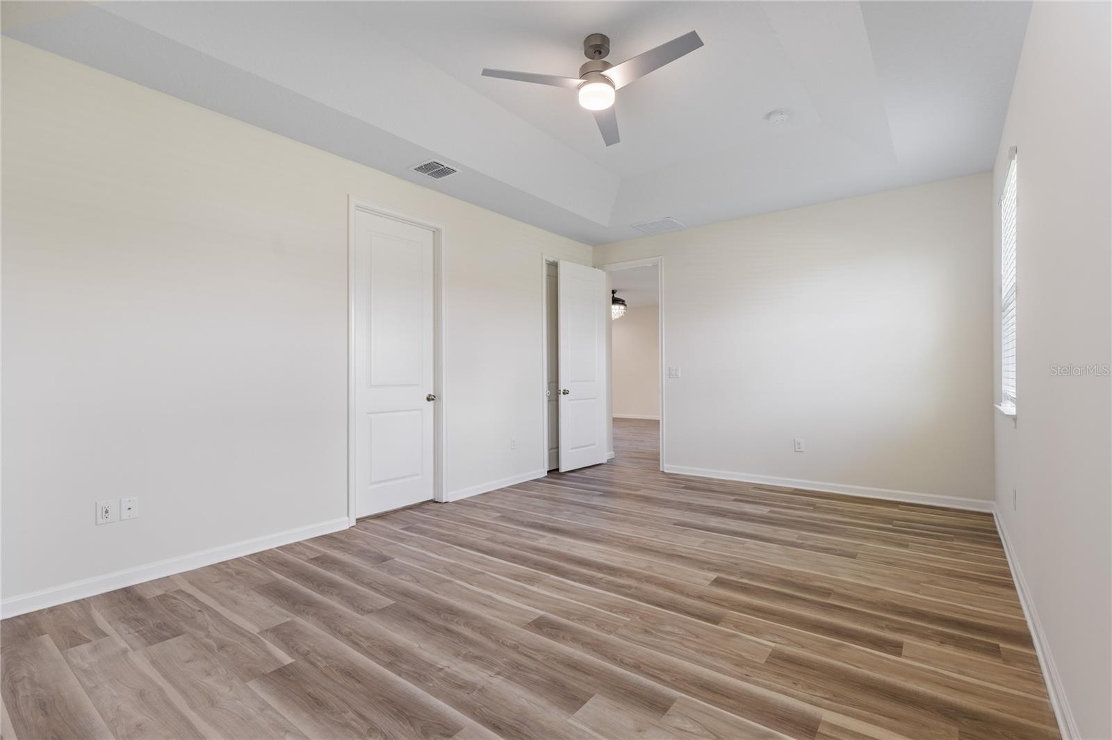 1007 Lee Shore St Property Photo 19