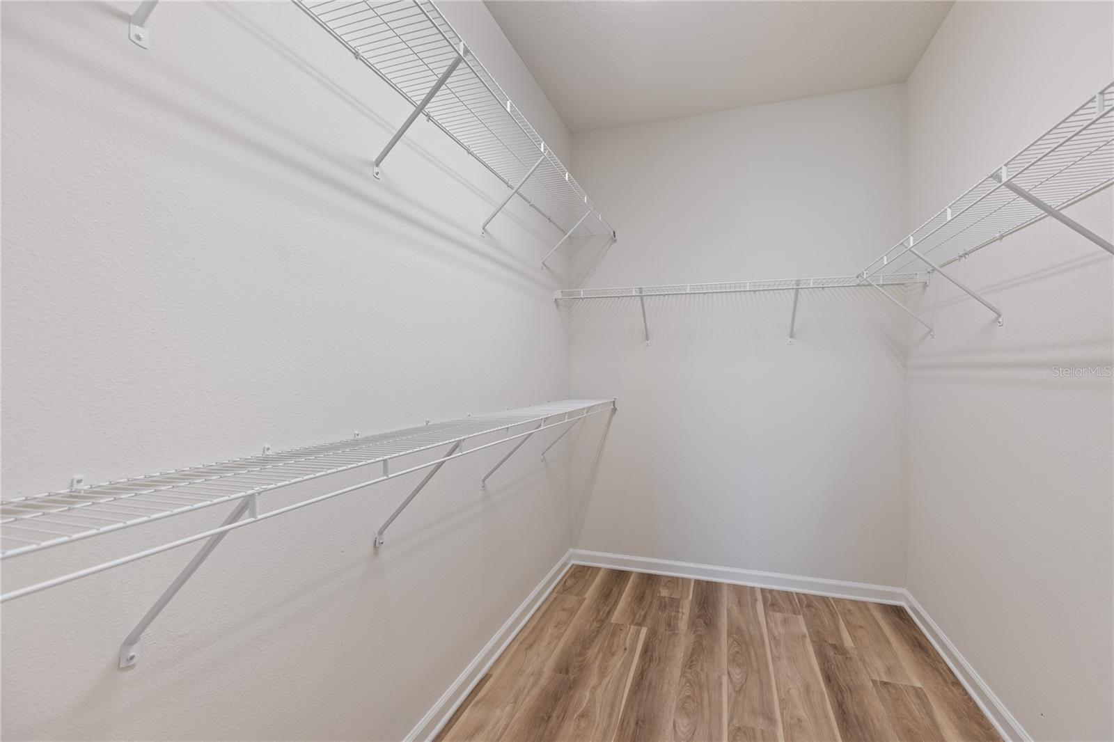 1007 Lee Shore St Property Photo 20