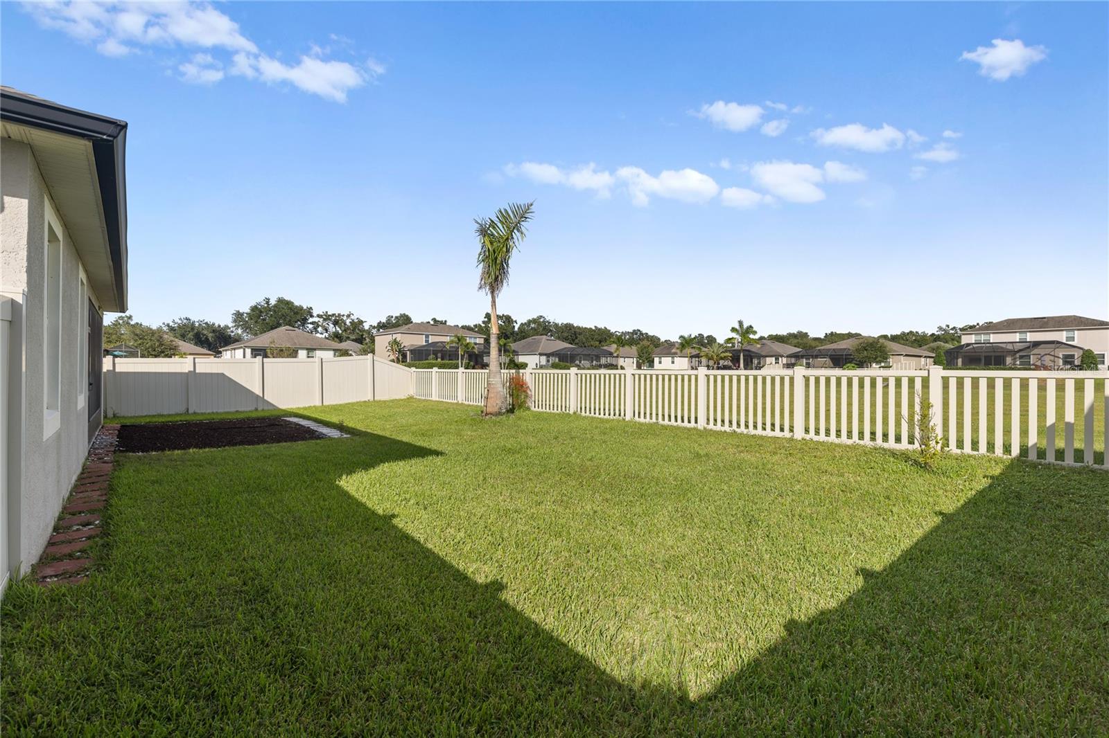 1007 Lee Shore St Property Photo 29