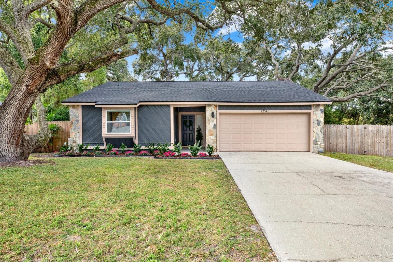 2248 Cypress Point Dr W Property Photo 1