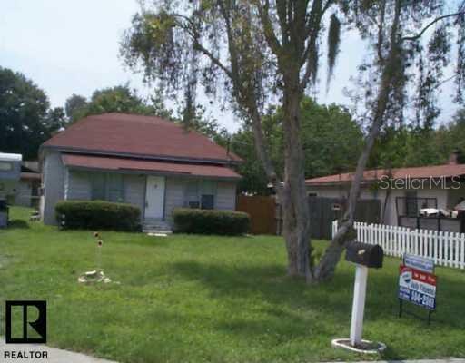 1722 Albemarle Rd Property Photo 1
