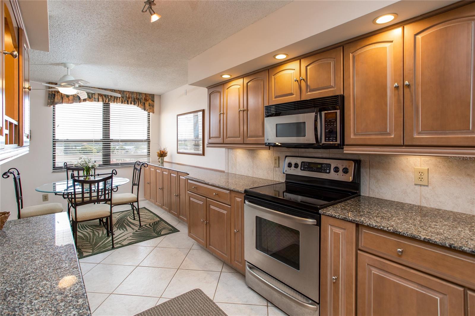 17940 Gulf Blvd #6e Property Photo 10