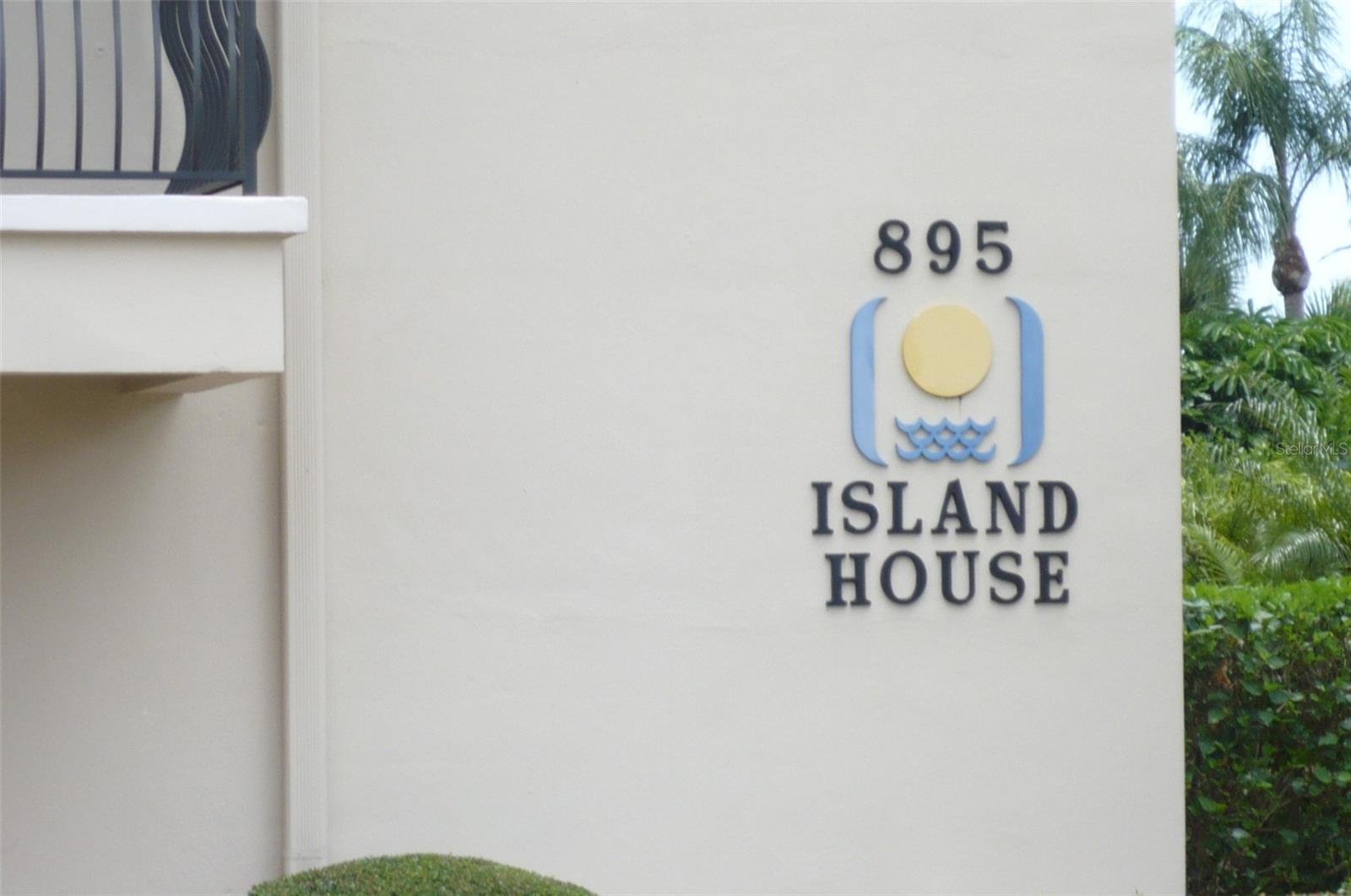 895 S Gulfview Blvd #203 Property Photo 2