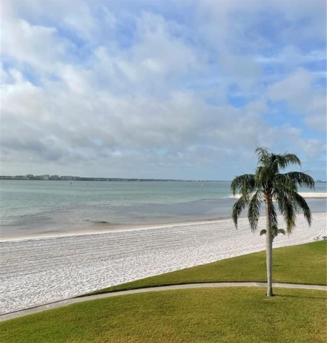 895 S Gulfview Blvd #203 Property Photo 17