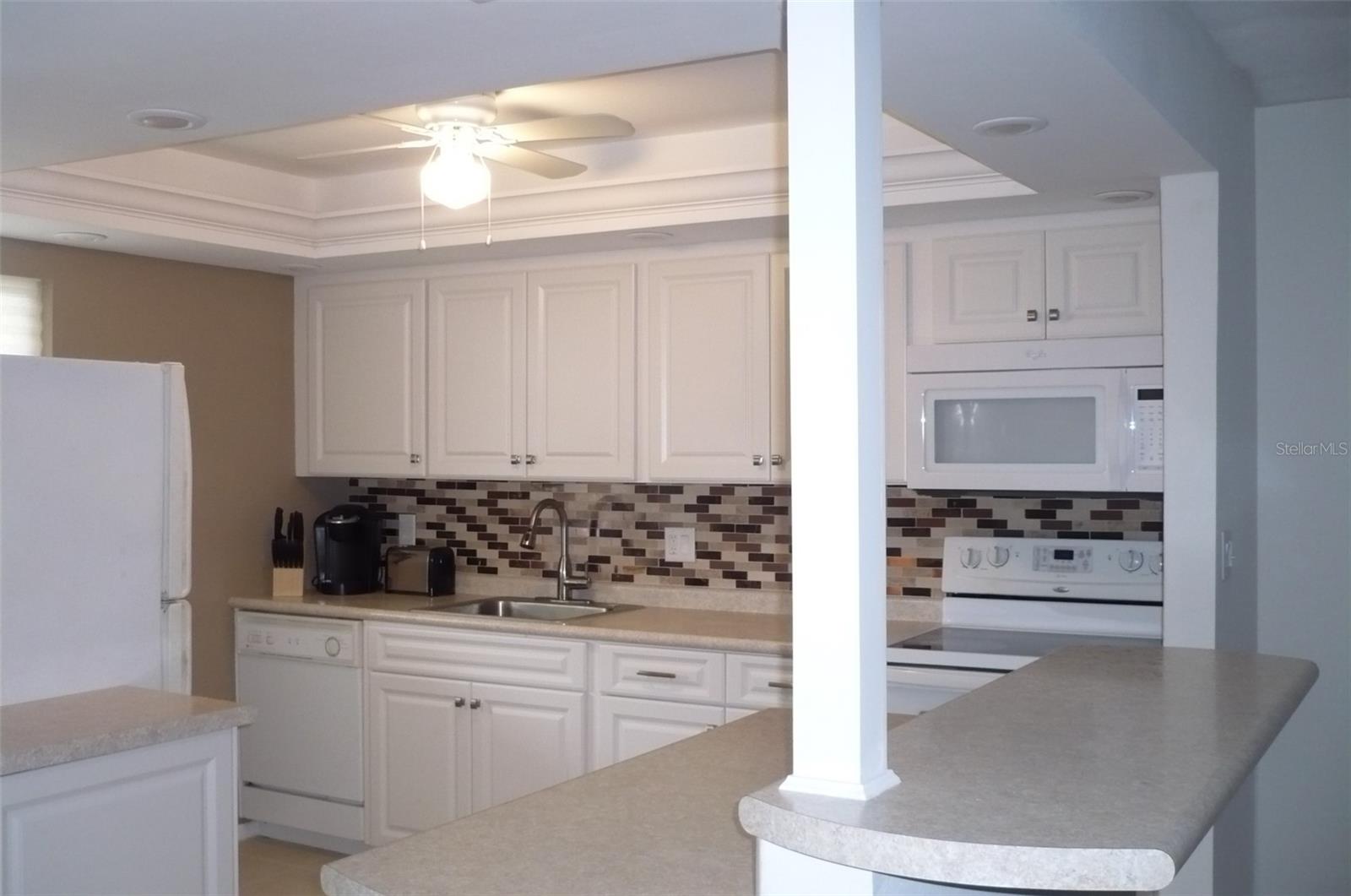 895 S Gulfview Blvd #203 Property Photo 22