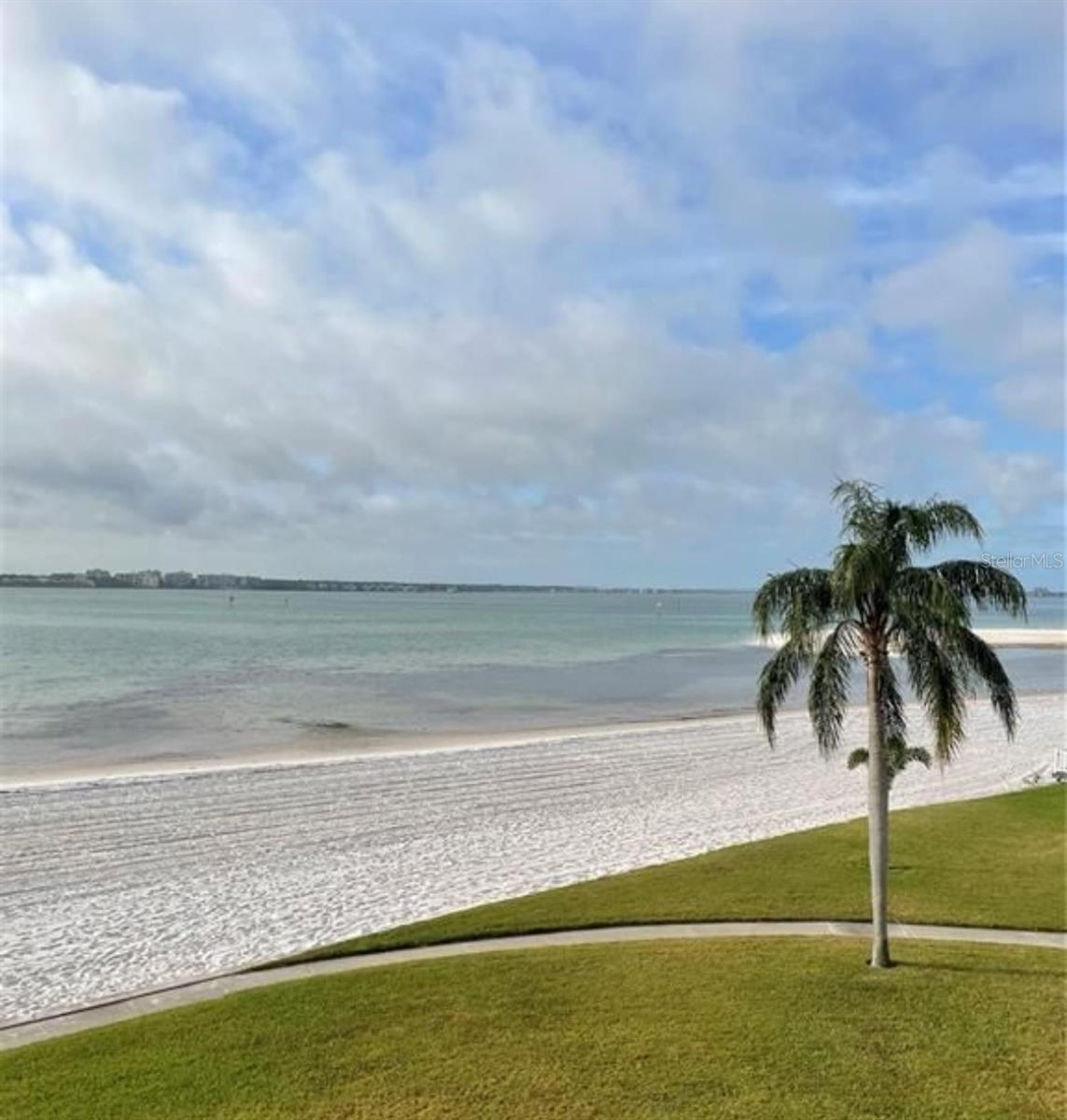 895 S Gulfview Blvd #203 Property Photo 42