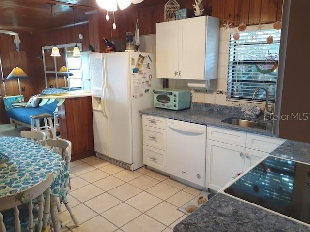 19646 Gulf Blvd #3 Property Photo 8