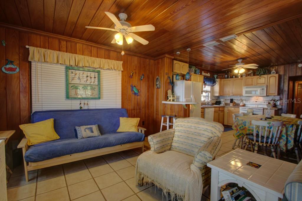 19646 Gulf Blvd #3 Property Photo 12