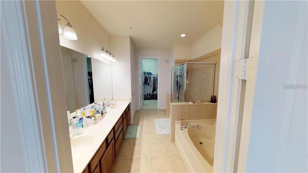 7901 Seminole Blvd #1304 Property Photo 10
