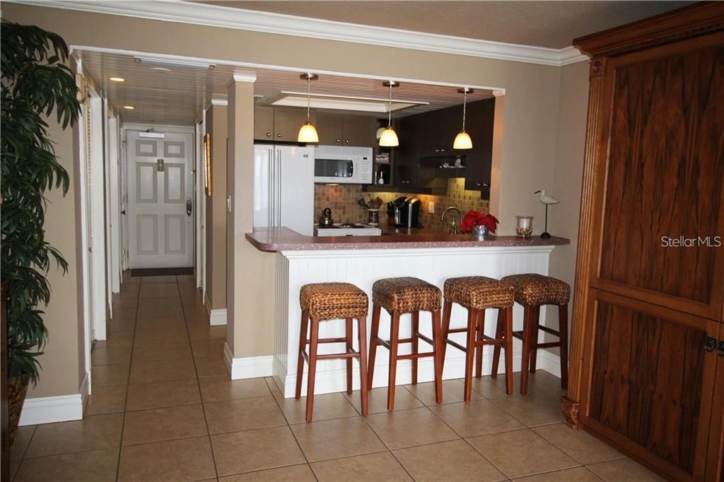 1230 Gulf Blvd #1805 Property Photo 9